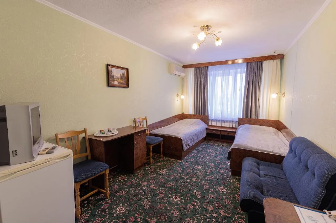Hotel Mir Kyiv 3*,